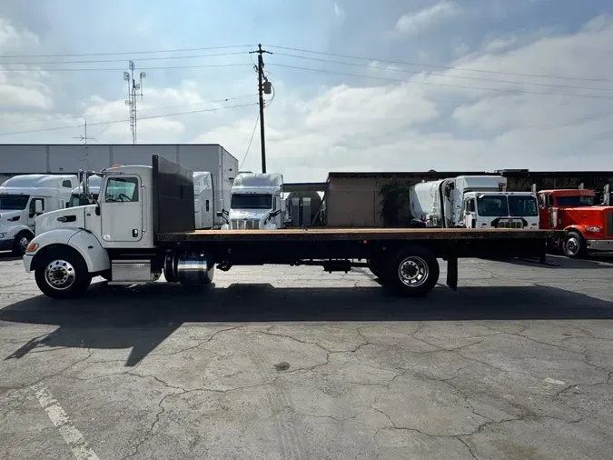 2019 Peterbilt 337