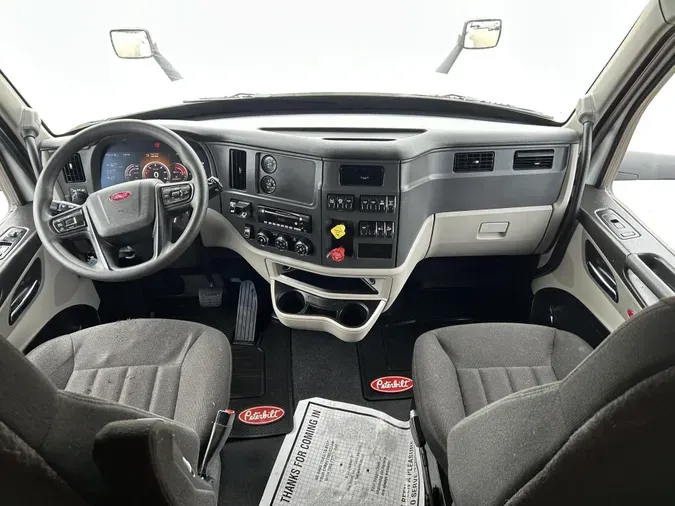 2023 Peterbilt 579