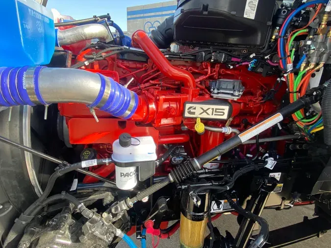 2026 Kenworth T880e7a30d61f6af4d800c774489d01cb619