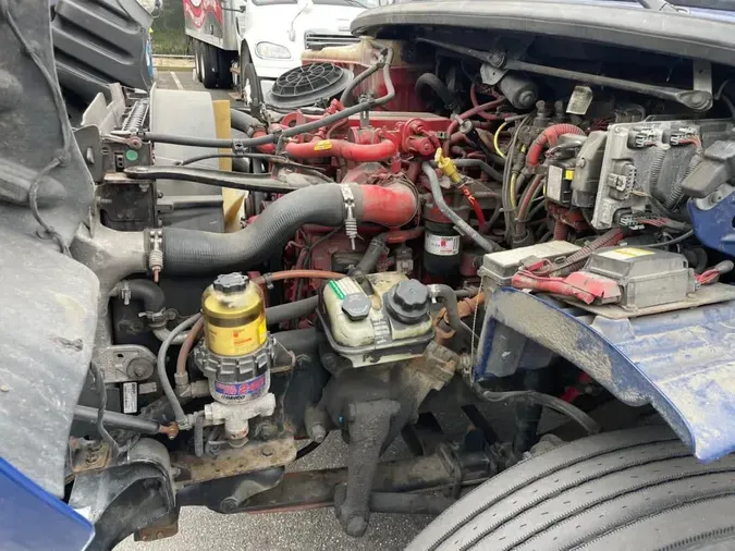 2019 FREIGHTLINER M2 106