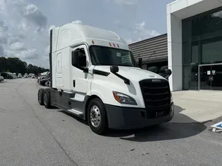 2020 Freightliner Cascadia 126