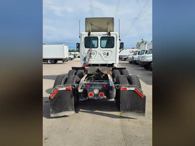 2018 FREIGHTLINER/MERCEDES CASCADIA 125