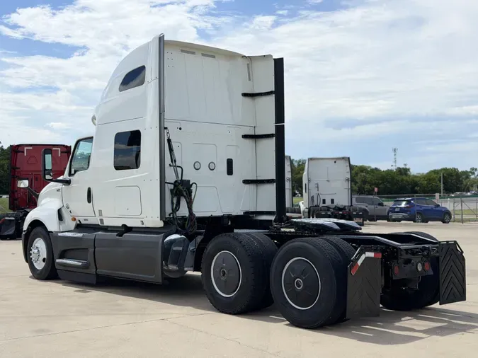 2023 International LT625