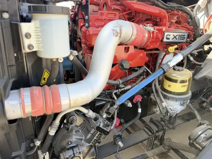 2023 International LT625