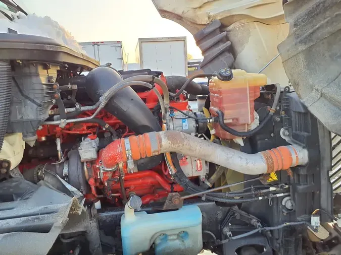 2019 NAVISTAR INTERNATIONAL LT625 DAYCAB T/A