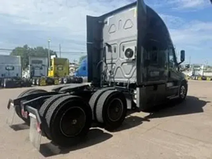 2022 Freightliner Cascadia