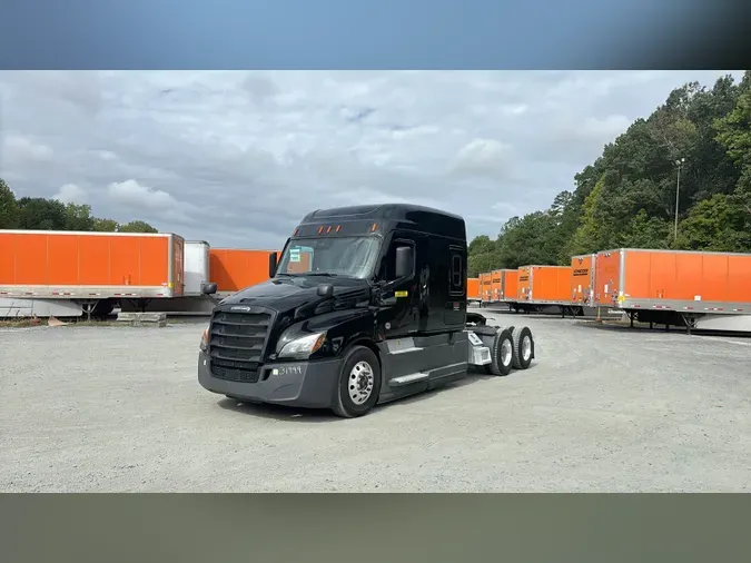2024 Freightliner Cascadia 126e7bb7151733390af9e3314be7a6b3f17