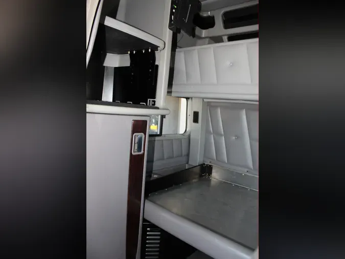 2023 Peterbilt 389e7be51de2a6054c66b861b7103e6b6f3