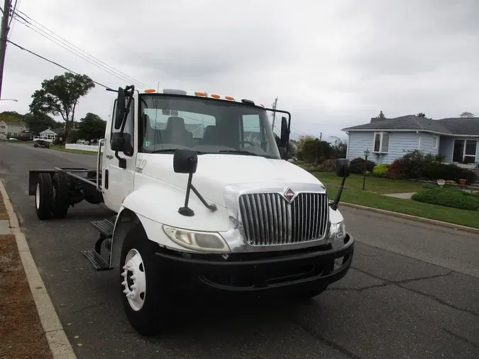 2011 INTERNATIONAL 4300