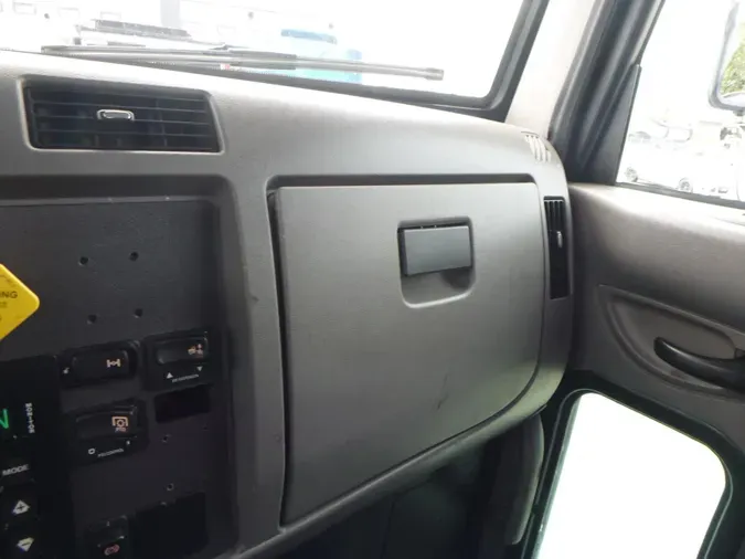 2020 Peterbilt 337