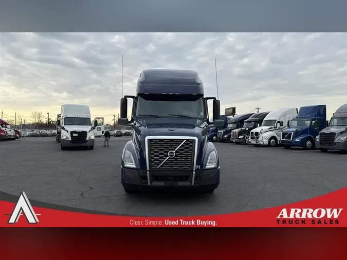 2022 VOLVO VNL760