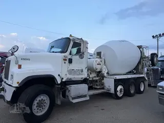 2005 INTERNATIONAL PAYSTAR 5500