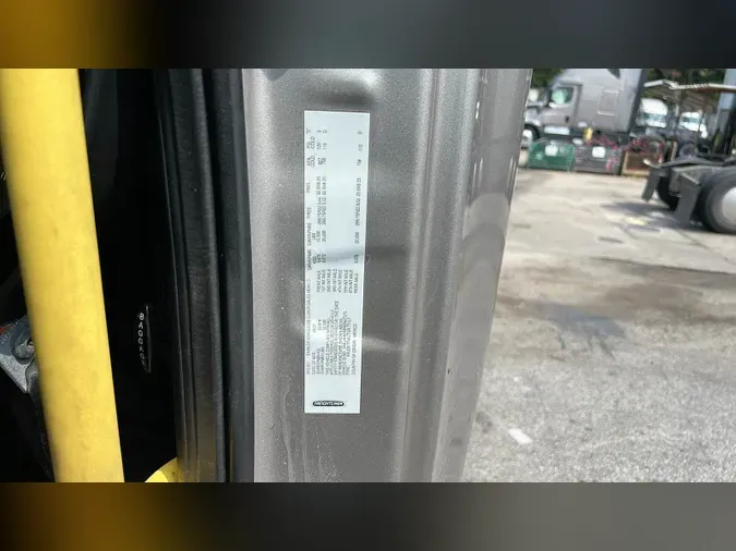 2022 Freightliner Cascadia 126