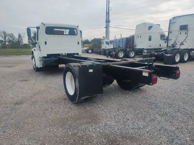 2018 FREIGHTLINER/MERCEDES M2 106