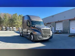 2023 Freightliner Cascadia 126