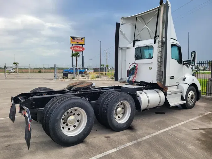 2021 Kenworth T680