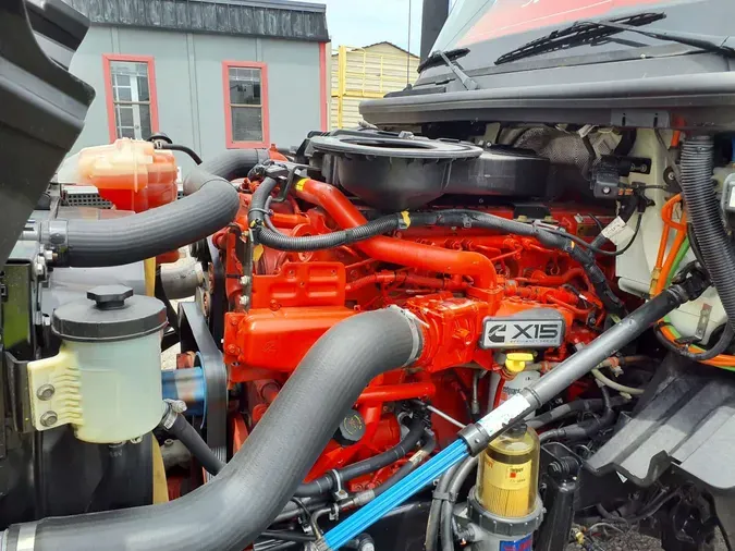 2019 NAVISTAR INTERNATIONAL LT625 DAYCAB T/A