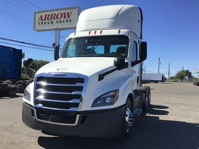2021 FREIGHTLINER CA126e7cdb6f52ee5ab3e766b97c017152ce9