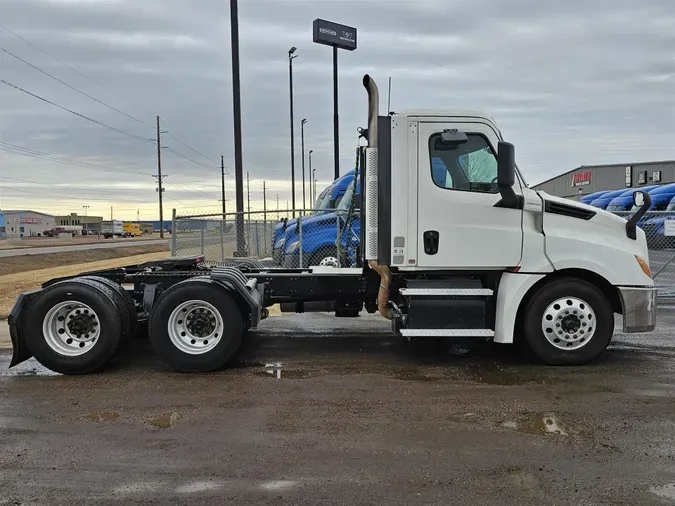 2020 Freightliner New Cascadia