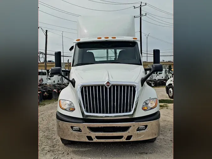 2019 NAVISTAR INTERNATIONAL LT625 DAYCAB T/A