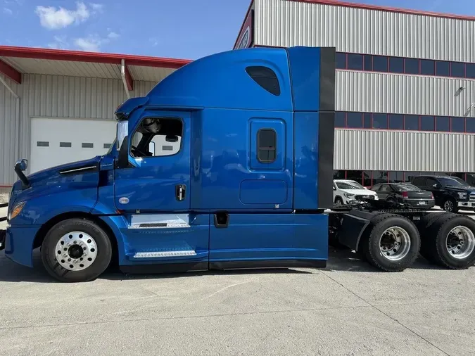 2022 Freightliner Cascadia®e7d310f63a306ddf2b31c72f6801b093