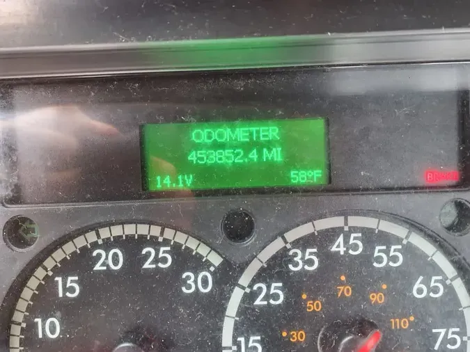 2017 FREIGHTLINER/MERCEDES CASCADIA 125e7d44a402fab66e6aeb9addb18debd75