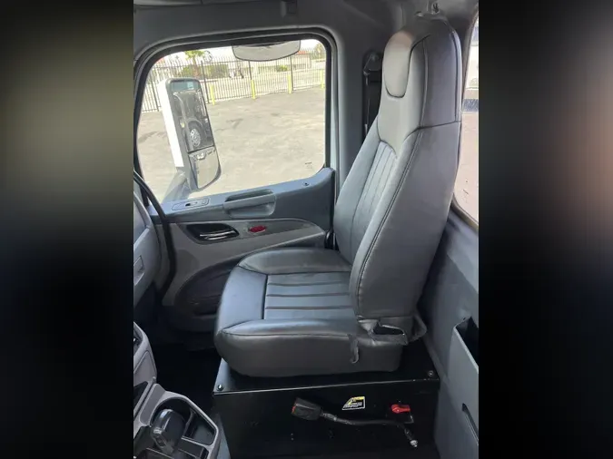 2017 Peterbilt 567
