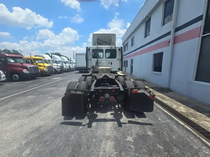 2018 FREIGHTLINER CASCADIA 125