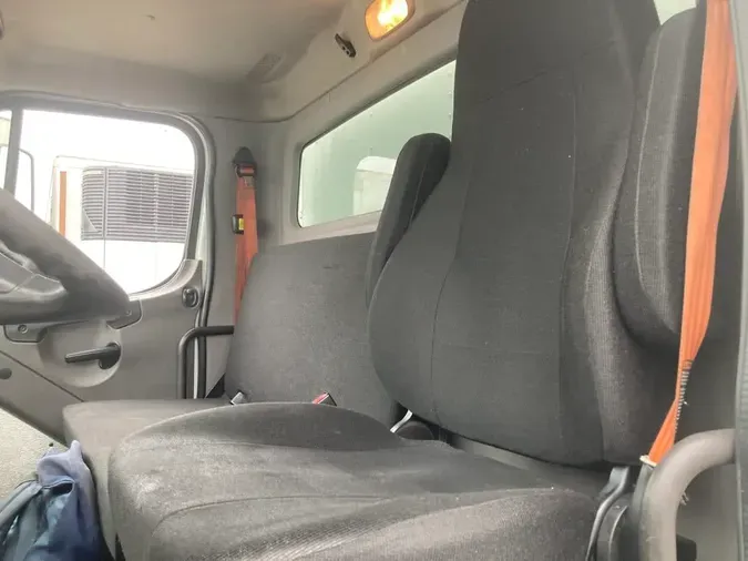 2019 FREIGHTLINER/MERCEDES M2 106