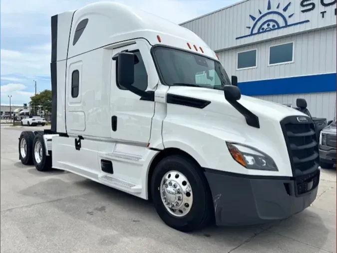 2023 Freightliner Cascadia 126e7dddb12e8f711944898222fcbc339f1