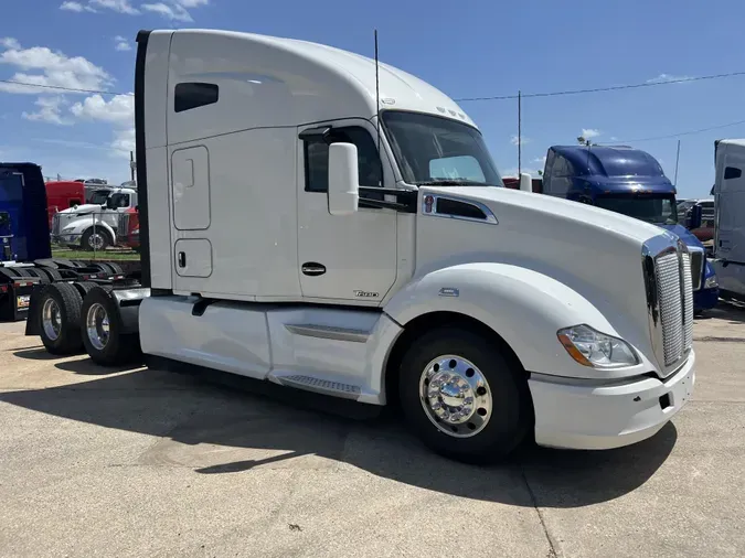 2021 Kenworth T680