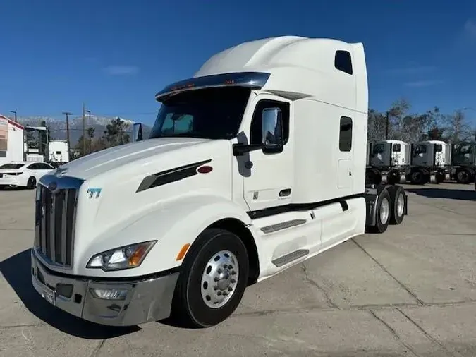 2023 Peterbilt 579