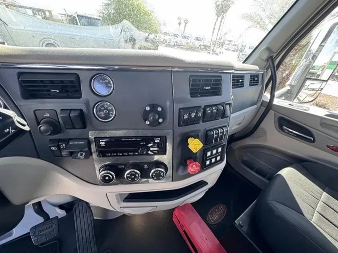 2020 Peterbilt 579