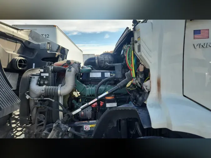 2020 Volvo VNR64T640e7e3faa7fe6d00a169939122aeb1c757
