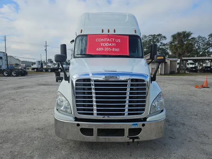 2018 FREIGHTLINER/MERCEDES CASCADIA 125