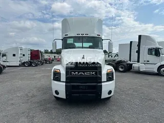 2025 MACK AN64T