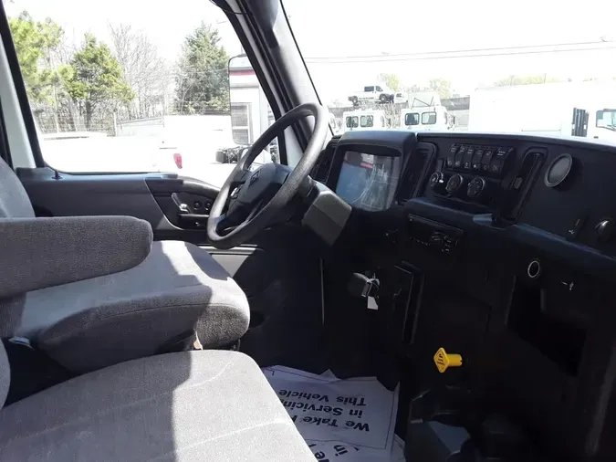 2020 NAVISTAR INTERNATIONAL MV607 (4X2)