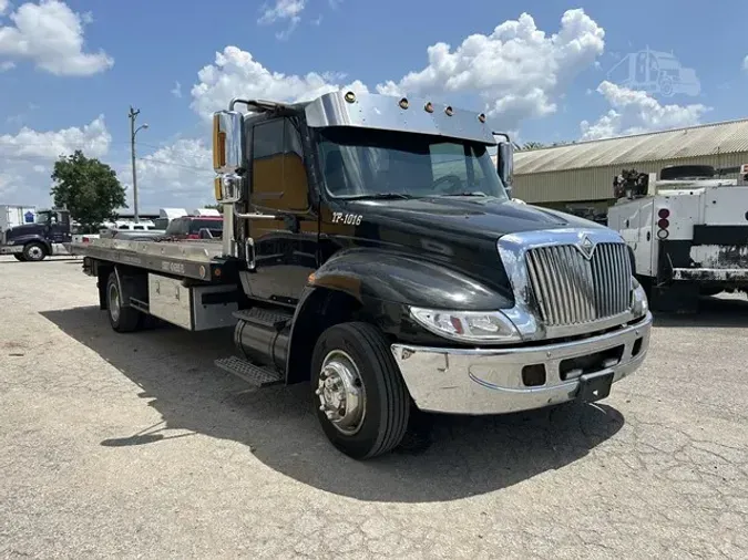 2008 INTERNATIONAL DURASTAR 4300