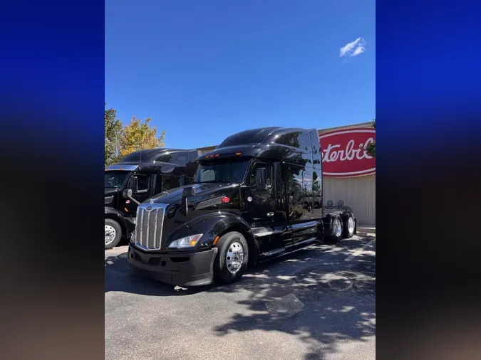 2023 Peterbilt 579