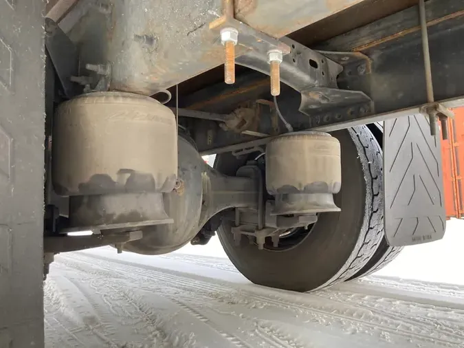 2020 FREIGHTLINER/MERCEDES M2 106