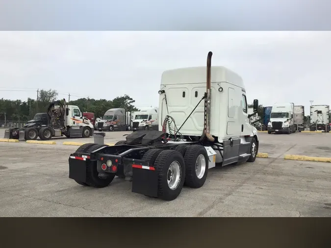 2020 Freightliner Cascadia