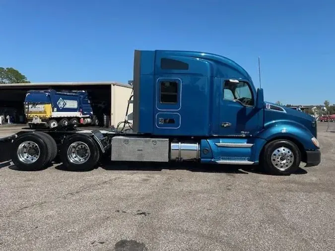 2021 Kenworth T680