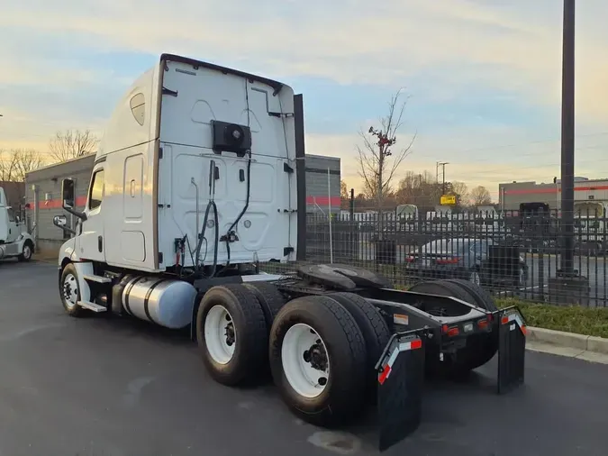 2019 FREIGHTLINER/MERCEDES CASCADIA