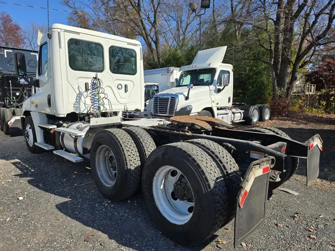 2018 FREIGHTLINER/MERCEDES CASCADIA 125