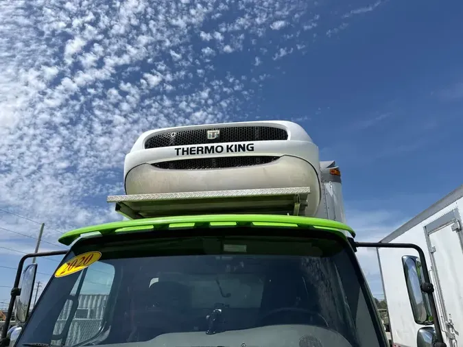 2020 FREIGHTLINER/MERCEDES M2 106
