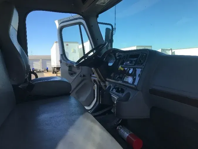 2018 Freightliner M2