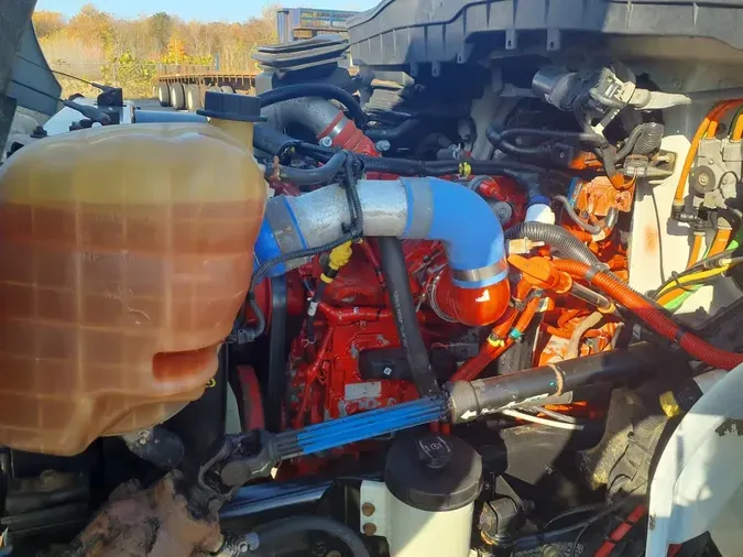2020 NAVISTAR INTERNATIONAL MV607 (4X2)