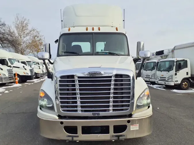 2018 FREIGHTLINER/MERCEDES CASCADIA 125e7f80ba8e5c29415991e149246bd13b1