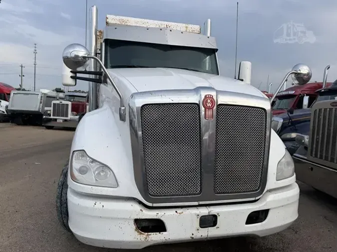 2014 KENWORTH T680e7fac5aab4155a4a9b8439fa278702a5