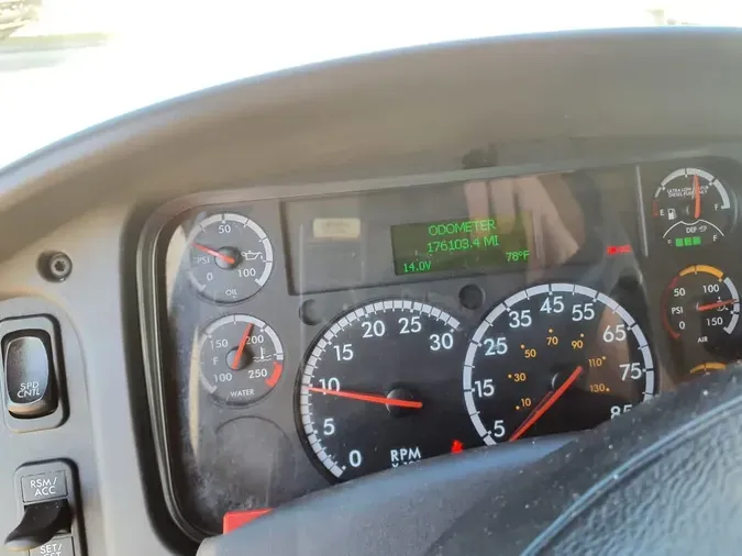 2018 FREIGHTLINER/MERCEDES M2 106e7ff2da0818ac7e2a66d169db0df0db3